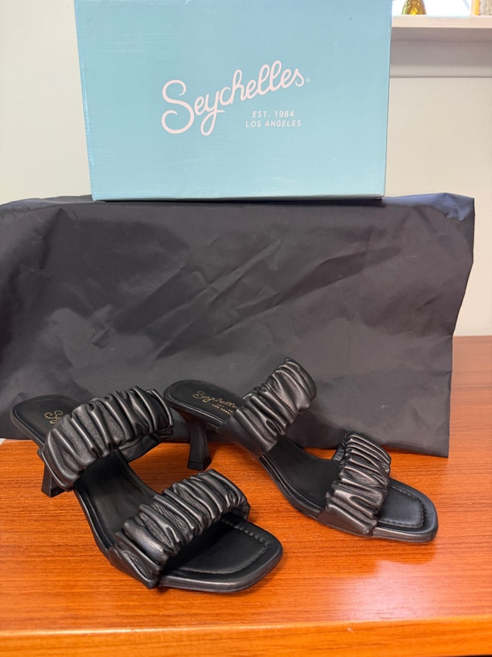 Seychelles Black Ruched Double-Strap Heeled Sandals
